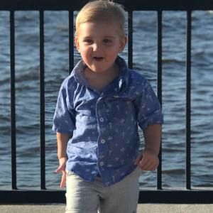 Meet your Posher, Corey